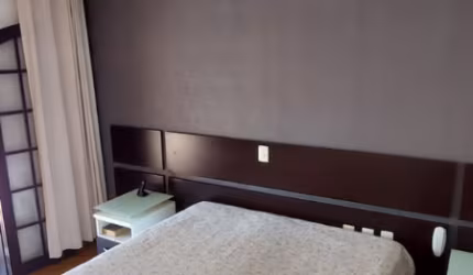 Lindo Sobrado com 03 Dormitórios Sendo 01 Suíte, à Venda de 178m² no Bairro  Santa Teresinha, em São Bernardo do Campo - SP