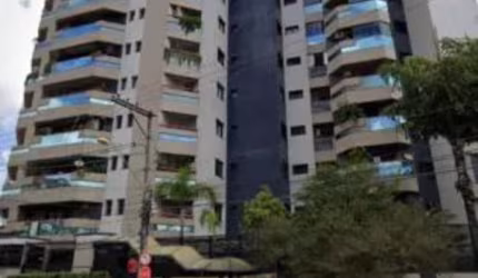 Lindo Apartamento para á venda com 454m² com 05 Dormitórios Sendo 03 Suítes, Bairro Jardim - Santo André - SP.