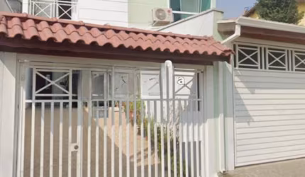 Lindo Sobrado à Venda de 104m² com 03 Dormitórios na Vila Humaitá em Santo André - SP