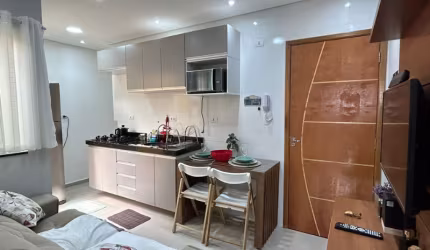 Lindo Apartamento á venda de 45m² com 02 Dormitórios, na Jardim Utinga - Santo André - SP.
