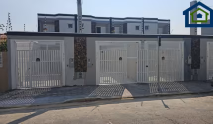 Lindo Sobrado de 140m² com 03 Dormitórios, sendo 03 Suítes, á venda, no Bairro Vila Camilópolis em Santo André - SP