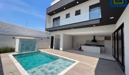 Lindo Sobrado de 330m² à venda no excelente Condomínio Fechado Dona Lucilla em Indaiatuba- SP.