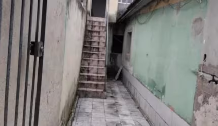 Ótimo Terreno de 10x30 =300m2, Pronto para Construir, no Camilopolis em Santo André - SP.