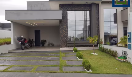 Linda Casa Térrea de 131m²  e Terreno de 200m2, à venda no excelente Condomínio Fechado Gran Reserve em Indaiatuba- SP.