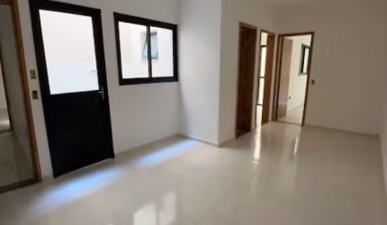 Lindo Apartamento de 44m² com 02 Dormitórios, á venda, no Jardim Alvorada, em Santo André - SP