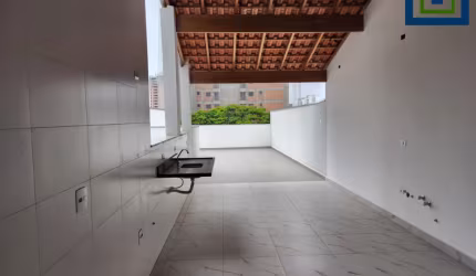 Linda Cobertura á venda de 162m² com 03 Dormitórios Sendo 01 Suíte, no Bairro Campestre - Santo André - SP.