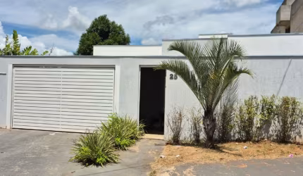Linda Casa Térrea de 146m² de Área Construída e Terreno de 250m², no Bairro Vitiello  em Boituva - SP.