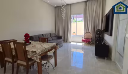 Linda Casa Térrea de 181m2, e Terreno 250m2, no Bairro Portal Ville Azaleia em Boituva- SP.