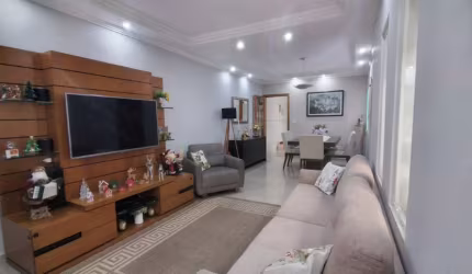 Linda Casa Térrea  à Venda com 100m² no Bairro Assunção em São Bernardo do Campo - SP