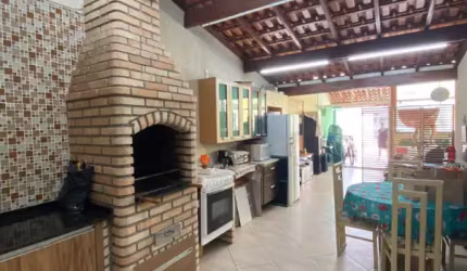 Linda Cobertura á venda de 178m² com 03 Dormitórios Sendo 01 Suíte, no Parque das Nações - Santo André - SP.