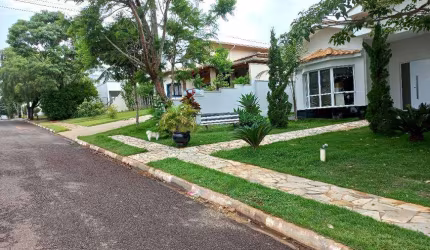 Casa de condomínio térrea á venda 490m² com 03 Dormitórios, Portal Ville