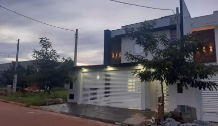 Lindo Sobrado Alto Padrão com 145m2, com 3 Dormitórios sendo 01 Suíte, no Valor 698.Mil.
