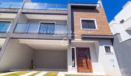 Sobrado Triplex à venda por R$ 920.000 no Bom Jesus - São José dos Pinhais - PR