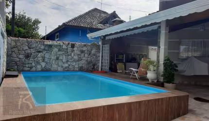Casa com 3 dormitórios à venda, 145 m² por R$ 700.000,00 - Jardim Icaraiba - Peruíbe/SP