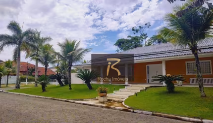 Casa com 4 dormitórios à venda, 220 m² por R$ 1.500.000,00 - Boungaiville - Peruíbe/SP
