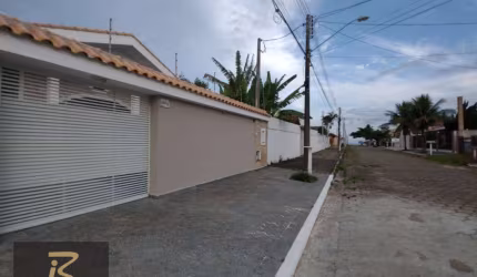 Casa com 3 dormitórios à venda lado praia , 139 m² por R$ 650.000 - Parque Balneário Oásis - Peruíbe/SP