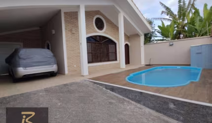 Casa 80 mts da praia com 3 dormitórios para alugar, 139 m² por R$ 3.810/mês - Parque Balneário Oásis - Peruíbe/SP