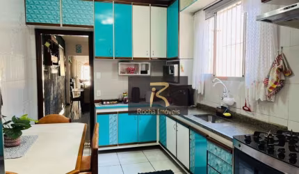 Casa com 3 dormitórios à venda, 115 m² por R$ 700.000 - Vila Planalto - São Bernardo do Campo/SP