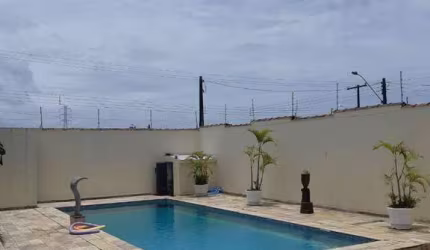 Sobrado com 6 dormitórios à venda, 440 m² por R$ 600.000,00 - Estância São José - Peruíbe/SP