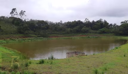 Chácara com 2 dormitórios à venda, 74000 m² por R$ 850.000,00 - Igrejinha - Itariri/SP