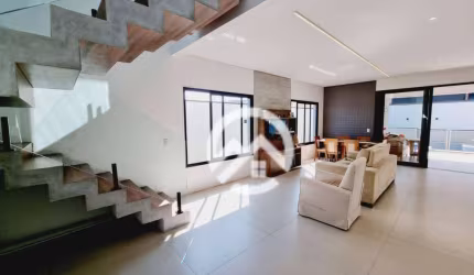 Sobrado com 3 dormitórios à venda, 258 m² por R$ 1.420.000,00 - Residencial OuroVille - Taubaté/SP