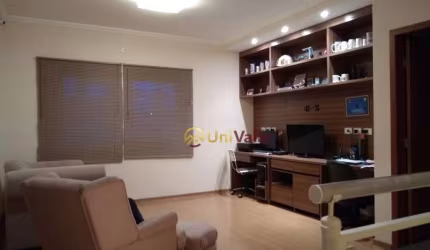 Casa a venda com 4 quartos no centro de Taubaté - Jardim Maria Augusta