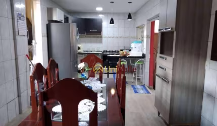 Casa com 4 dormitórios à venda, 210 m² por R$ 380.000,00 - Jardim Sandra Maria - Taubaté/SP