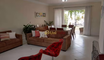 Casa à venda, 237 m² por R$ 1.300.000,00 - Campos do Conde Versailles - Tremembé/SP