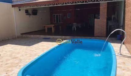 Casa com 3 dormitórios à venda, 290 m² por R$ 660.000,00 - Parque Santo Antônio - Taubaté/SP