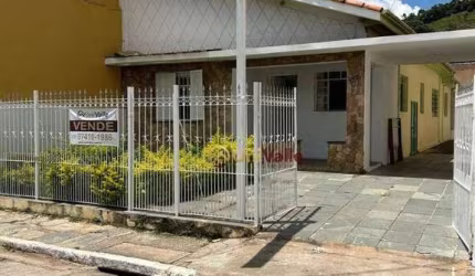 Casa com 4 dormitórios à venda, 200 m² por R$ 850.000,00 - Centro - São Luiz do Paraitinga/SP