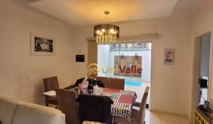 Casa com 3 dormitórios à venda, 87 m² por R$ 550.000 - Barreiro - Taubaté/SP