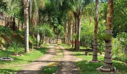 Chácara à venda, 5000 m² por R$ 480.000 - Serrinha - Taubaté/SP