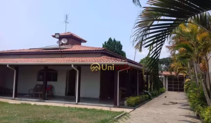 Chácara com 3 dormitórios à venda, 1422 m² por R$ 1.800.000,00 - Parque São Luís - Taubaté/SP