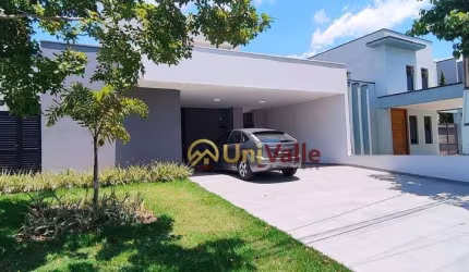 Casa com 3 dormitórios à venda, 180 m² por R$ 1.180.000 - Campos do Conde Chambord - Tremembé/SP