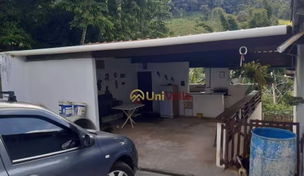Chácara com 3 dormitórios à venda, 1970 m² por R$ 240.000,00 - Santa Luzia Rural - Taubaté/SP