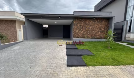 Casa com 3 dormitórios à venda, 185 m² por R$ 1.225.000 - Condomínio Ouro Ville - Taubaté/SP