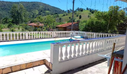 Chácara com 3 dormitórios à venda, 5000 m² por R$ 500.000,00 - Cachoeira Grande - Lagoinha/SP