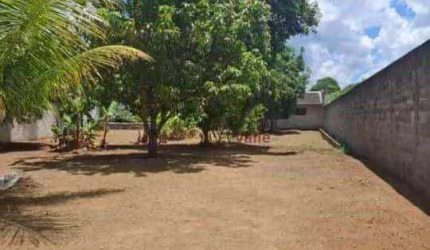 Chácara com 1 dormitório à venda, 1400 m² por R$ 800.000 - Piracangaguá - Taubaté/SP