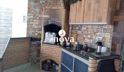 Casa à venda, 2 quartos, 1 suíte, 5 vagas, Cidade Nova - Uberaba/MG