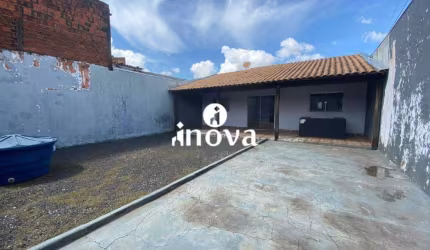 Casa à venda, 3 quartos, 1 suíte, 4 vagas, Elza Amui I - Uberaba/MG