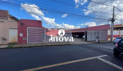 Área Comercial à venda, 23 vagas, Centro - Uberaba/MG