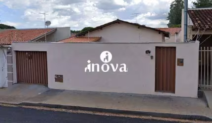 Casa à venda, 4 quartos, 1 suíte, 1 vaga, Santa Maria - Uberaba/MG