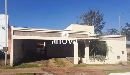 Casa Condomínio à venda, 3 quartos, 2 vagas, Vainice Andrade, Condomínio - Uberaba/MG