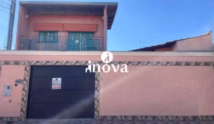 Casa à venda, 4 quartos, 2 suítes, 2 vagas, Beija Flor II - Uberaba/MG