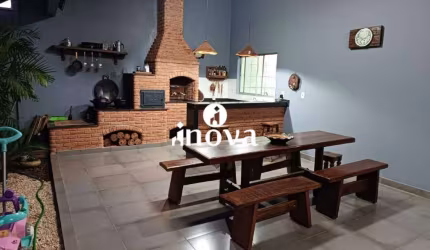 Casa à venda, 3 quartos, 1 suíte, 2 vagas, Belo Horizonte - Jardim - Uberaba/MG