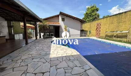 Casa à venda, 3 quartos, 1 suíte, 7 vagas, Abadia - Uberaba/MG