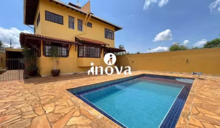 Casa à venda, 5 quartos, 6 vagas, Mirante - Parque - Uberaba/MG