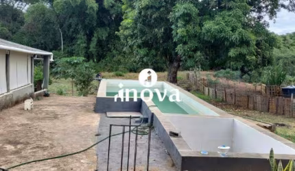 Chácara / Sítios à venda, 4 quartos, Recanto das Flores - Uberaba/MG
