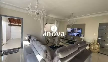 Casa à venda, 3 quartos, 1 suíte, 2 vagas, Beija Flor II - Uberaba/MG