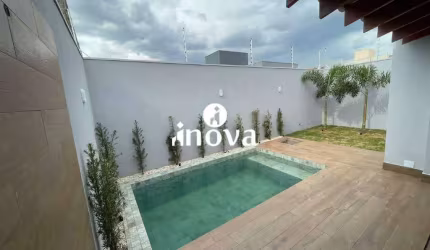Casa à venda, 3 quartos, 3 suítes, 2 vagas, Laranjeiras, Parque das - Uberaba/MG